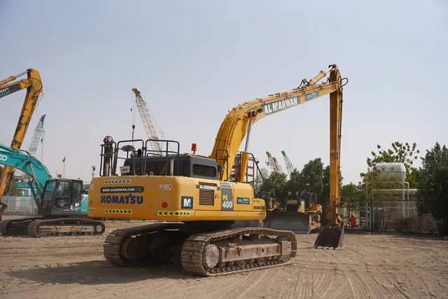 Used 2016 Komatsu PC400-8 Excavator | Al Marwan