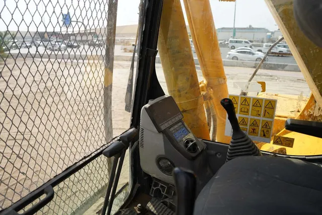 Used 2016 Komatsu PC400-8 Excavator | Al Marwan