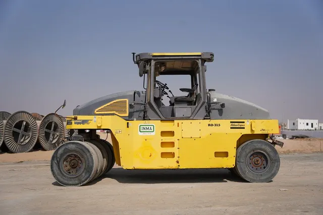 Buy this Dynapac CP275 Pneumatic Tire Roller | Al Marwan