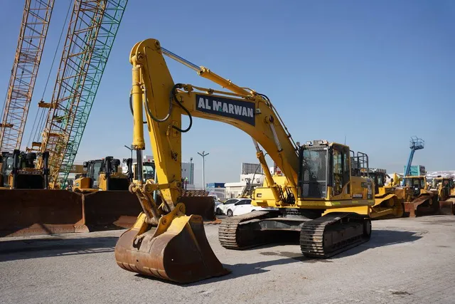 Used 2016 Komatsu PC350LC-8 Track Excavator | Al Marwan
