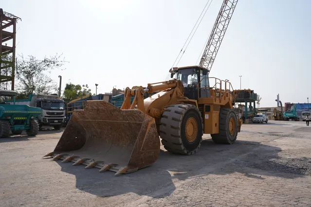 Used Caterpillar 988H Large 50-Ton Wheel Loader
