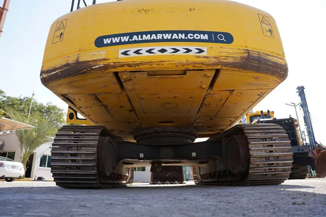 Used 2016 Komatsu PC350LC-8 Track Excavator | Al Marwan