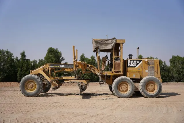 Rent Motor Graders From Al Marwan – Elevate Your Construction Projects