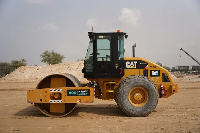 Used Cat CS533E Single Drum Roller 2019 | Al Marwan