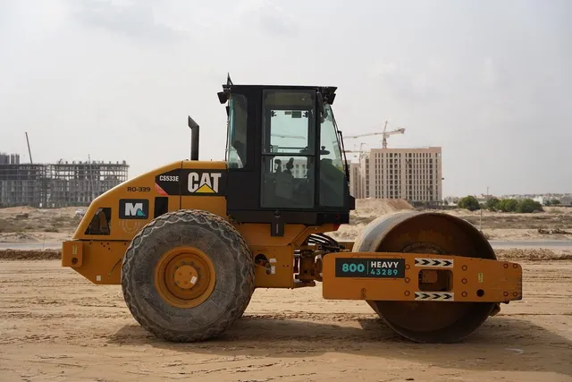 Used Cat CS533E Single Drum Roller 2019 | Al Marwan