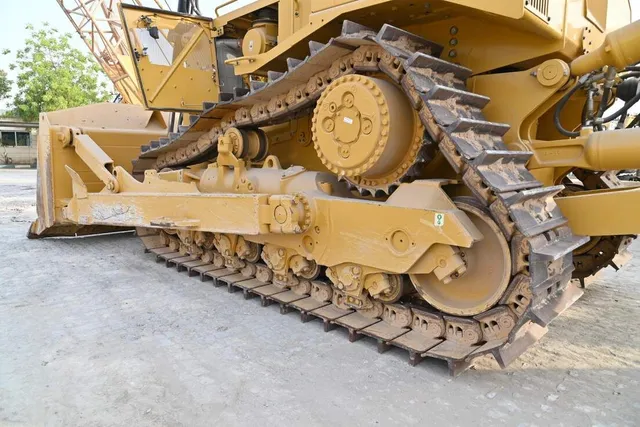 Caterpillar D8T Crawler Dozer 2021 | Al Marwan