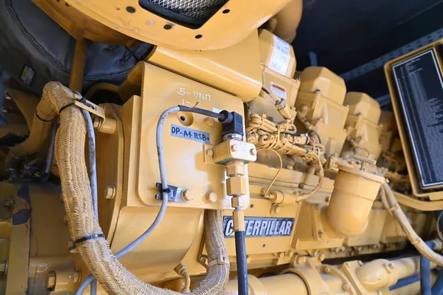 2000 Piller DHH Generator Set Caterpillar Powerhouse-engine view-Al Marwan Machinery