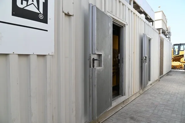 2000 Piller DHH Generator Set Caterpillar Powerhouse-cabin view-Al Marwan Machinery