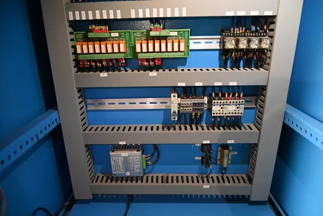 2000 Piller DHH Generator Set Caterpillar Powerhouse-hydraulics view-Al Marwan Machinery