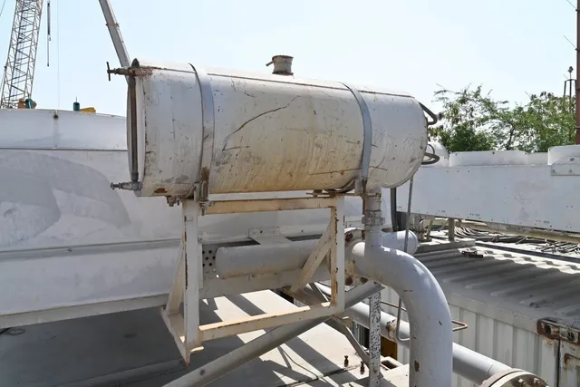 2000 Piller DHH Generator Set with Caterpillar 3512B- tank-view- Al Marwan Machinery