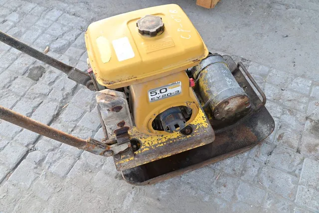 2005 Sakai PC100 Plate Compactor top view- Al Marwan Machinery