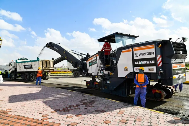Asphalt Milling Machine 2 meters For Rent - Al Marwan Heavy Machinery