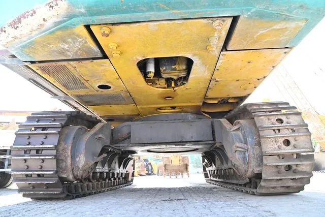 Komatsu PC800SE-7 Crawler Excavator 2011 | Al Marwan