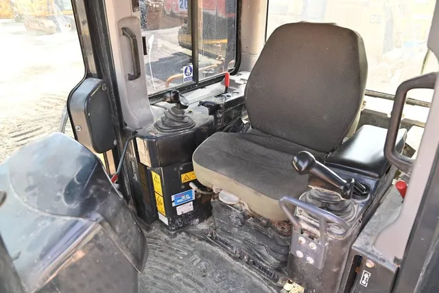 2014 Used Komatsu D65PX-17 LGP Crawler Dozer