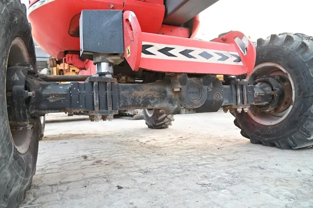 Manitou 160ATJ Articulating-Boom Manlift 2006 | Al Marwan