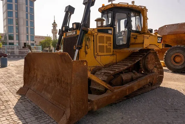 Used 2011 Cat D6R Bulldozer TT-0111 | Al Marwan