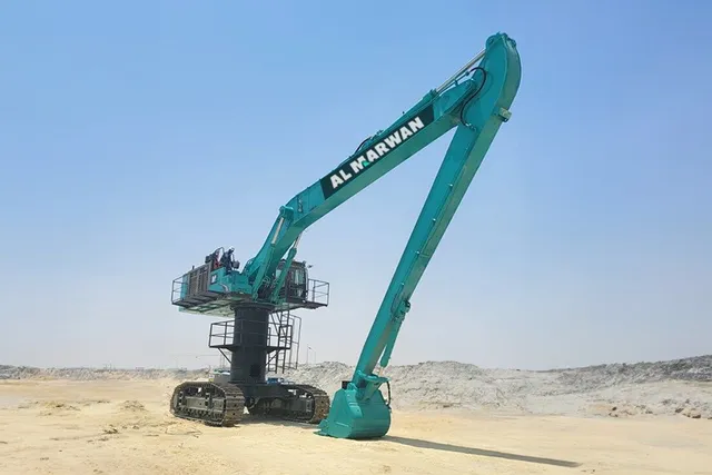 high bed excavator 85 ton front right view