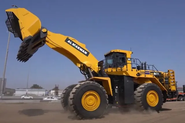 Rent Large 116-Ton Wheel Loaders | Al Marwan