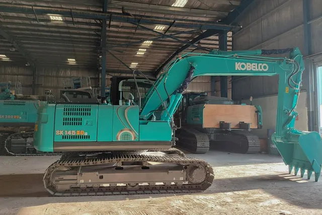 Kobelco SK145XDLC-10E Track Excavator Right Side View