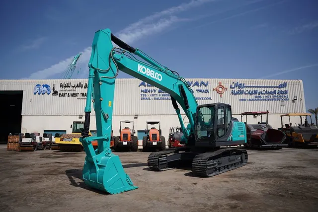 Medium Excavator, 22 ton, Standard Boom