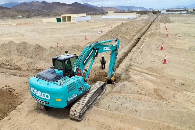 Medium Excavator, 22 ton, Standard Boom