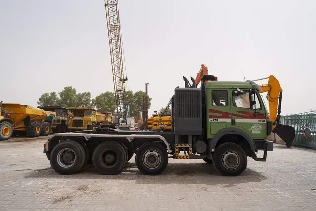 Mercedes-Benz 3550 S-Class 8x4 Semi-Truck Semi trailer truck prime mover heavy load long haul truck