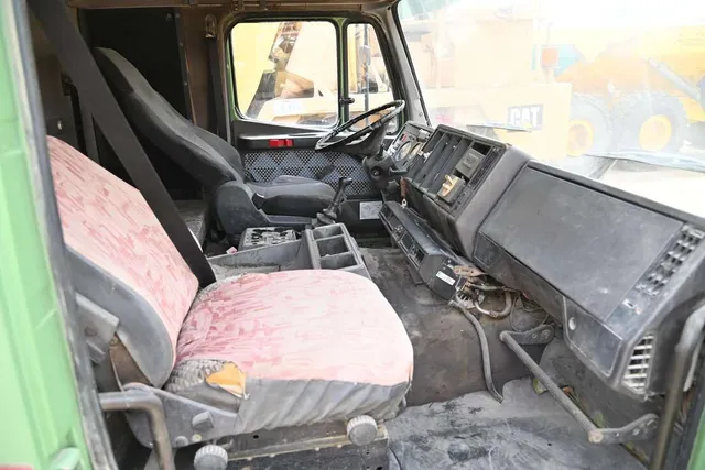 Mercedes-Benz 3550 S-Class 8x4 Semi-Truck Semi trailer truck prime mover heavy load long haul truck