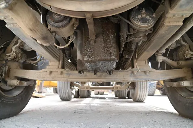 Mercedes-Benz 3550 S-Class 8x4 Semi-Truck Semi trailer truck prime mover heavy load long haul truck