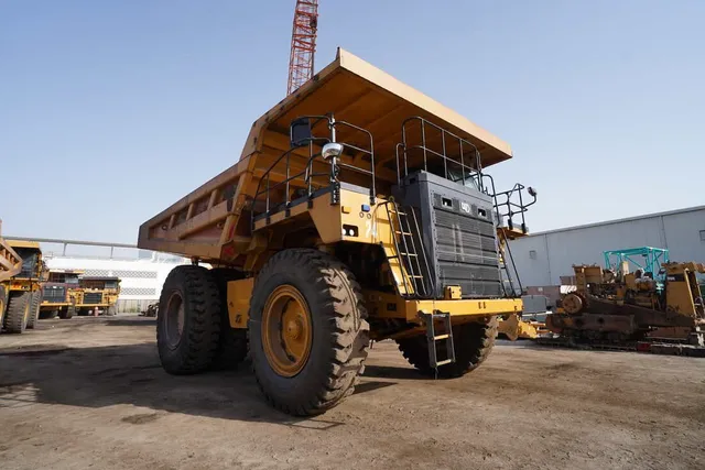 OffRoad Dumper 2021 Cat 777E-Front-right-view