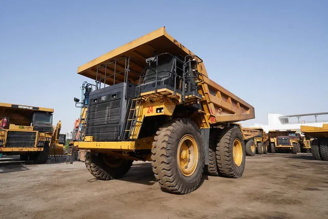 OffRoad Dumper 2021 Cat 777E-Front left view