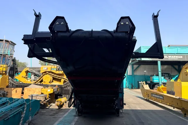 Powerscreen Phoenix 2100 Trommel Screen Front View