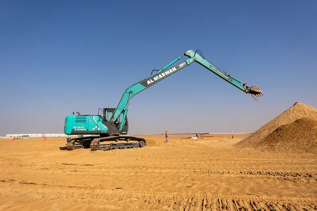 Rent 22-ton Excavators on action, Long Boom by Al Marwan