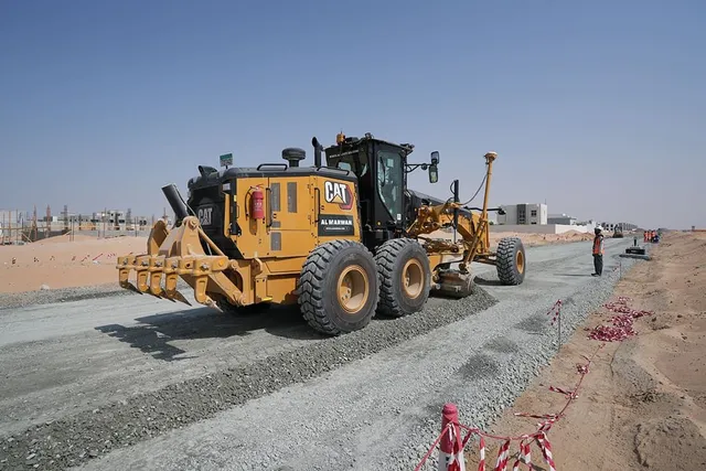 Rent 26-Ton Motor Graders | Al Marwan