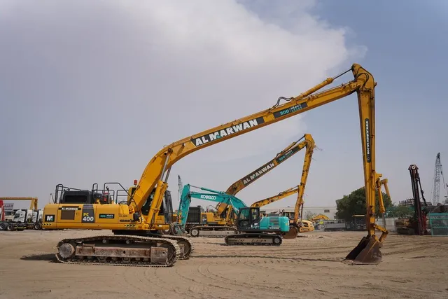 Rent 40-ton Excavators,Long Boom 17-meters from Al Marwan