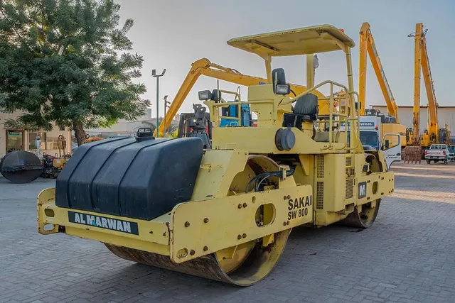 Sakai SW800 Double Drum Roller 2007 Front Left View