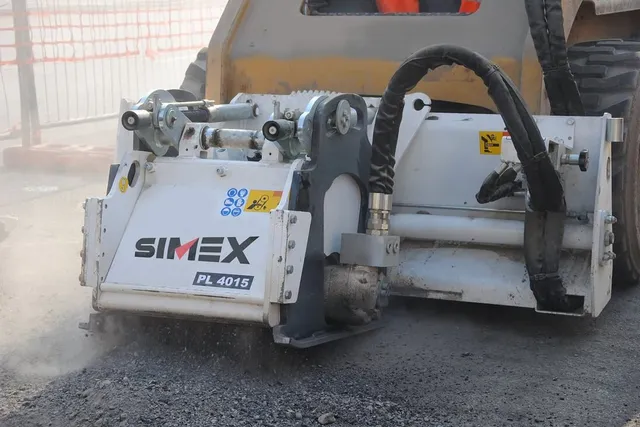 Simex PL40.15 Road Planer Self Leveling Attachment For Sale | Al Marwan
