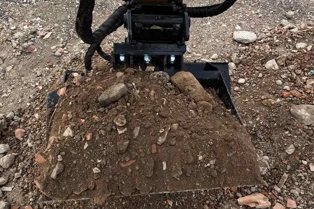 Buy The 2024 Simex VSE 2 Screening Bucket | Al Marwan