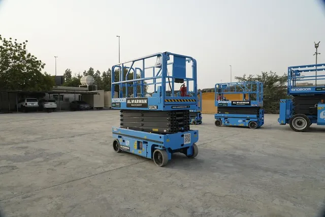 2025 Sinoboom 1012N Electric Scissor Lift Front Right View