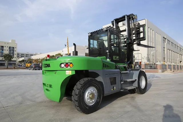 Socma HNF-180 Diesel Forklift Rear Side View