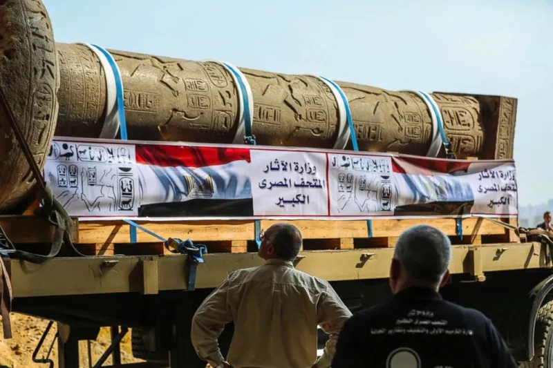 نقل عمود الملك مرنبتاح إلى المتحف المصري الكبير