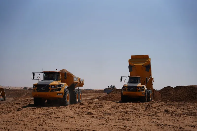 شاحنات A40G المفصلية