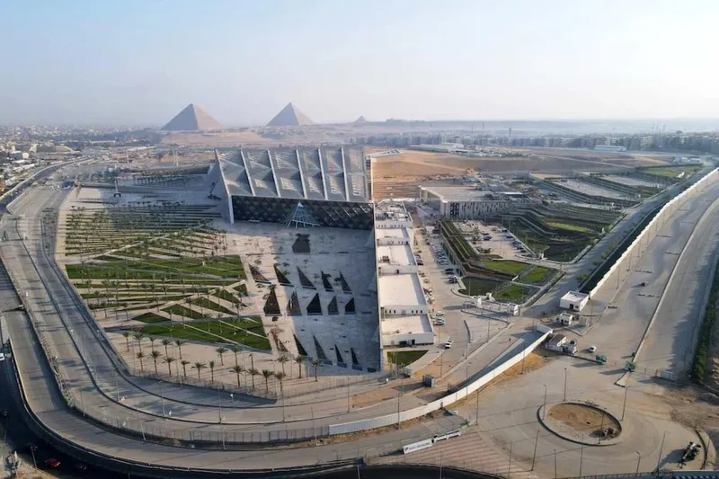 صورة جوية للمتحف المصري الكبير