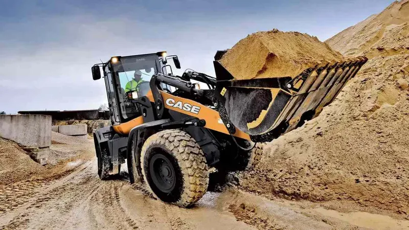 CASE 721F wheel loader.