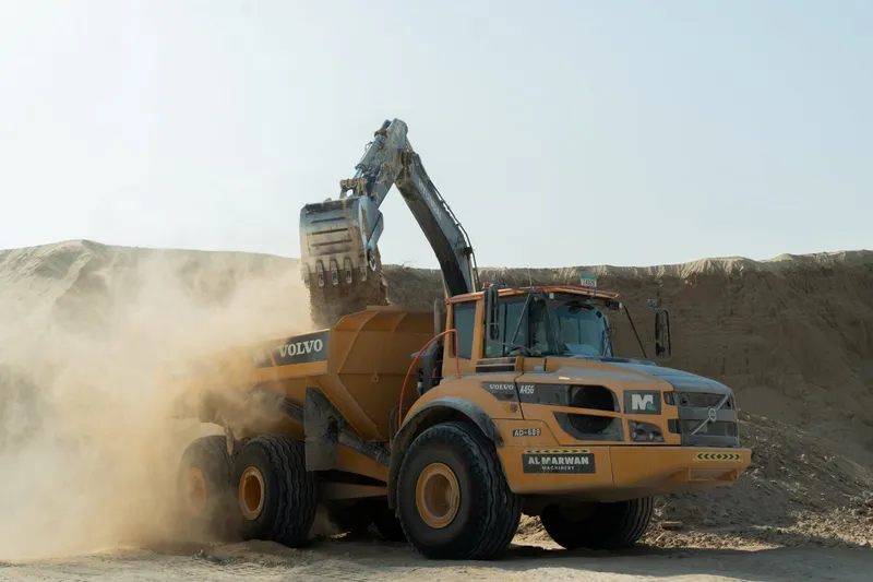 شاحنة التفريغ A45G في الموقع