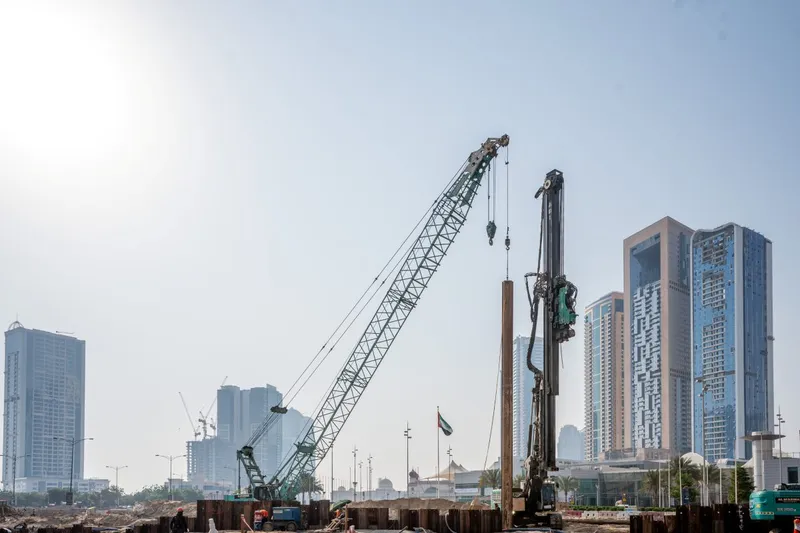 Al Marwan cranes and piling rigs at the Al Taawun project site&nbsp;