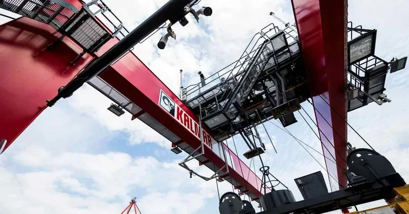 A Kalmar overhead crane.