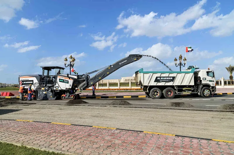 A Wirtgen W200F miller in action on an Al Marwan UAE job site