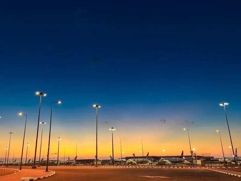 Al Maktoum airport - maps 