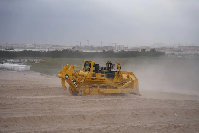 The second largest Komatsu dozer is the D475A, seen at work on Al Marwan's rental fleet in Aljada