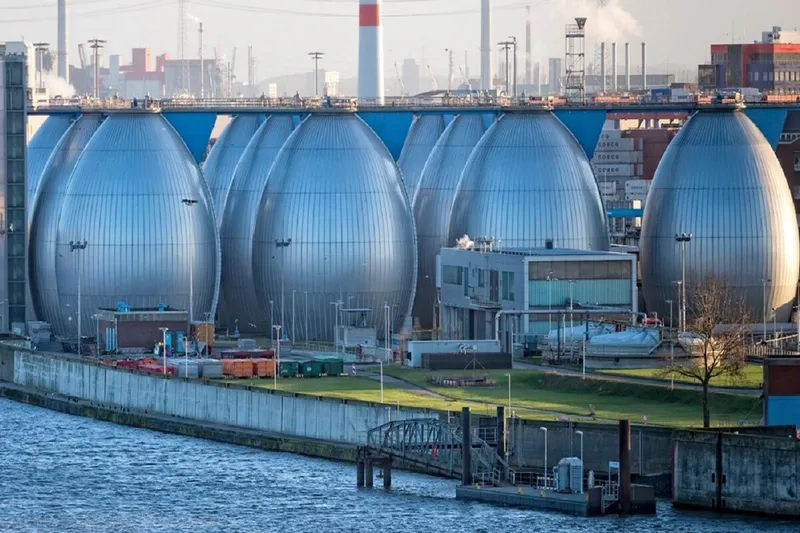 DEWA seawater desalination plant as part of UAE 2036 Water Security Strategy - image courtesy of Arabian Business